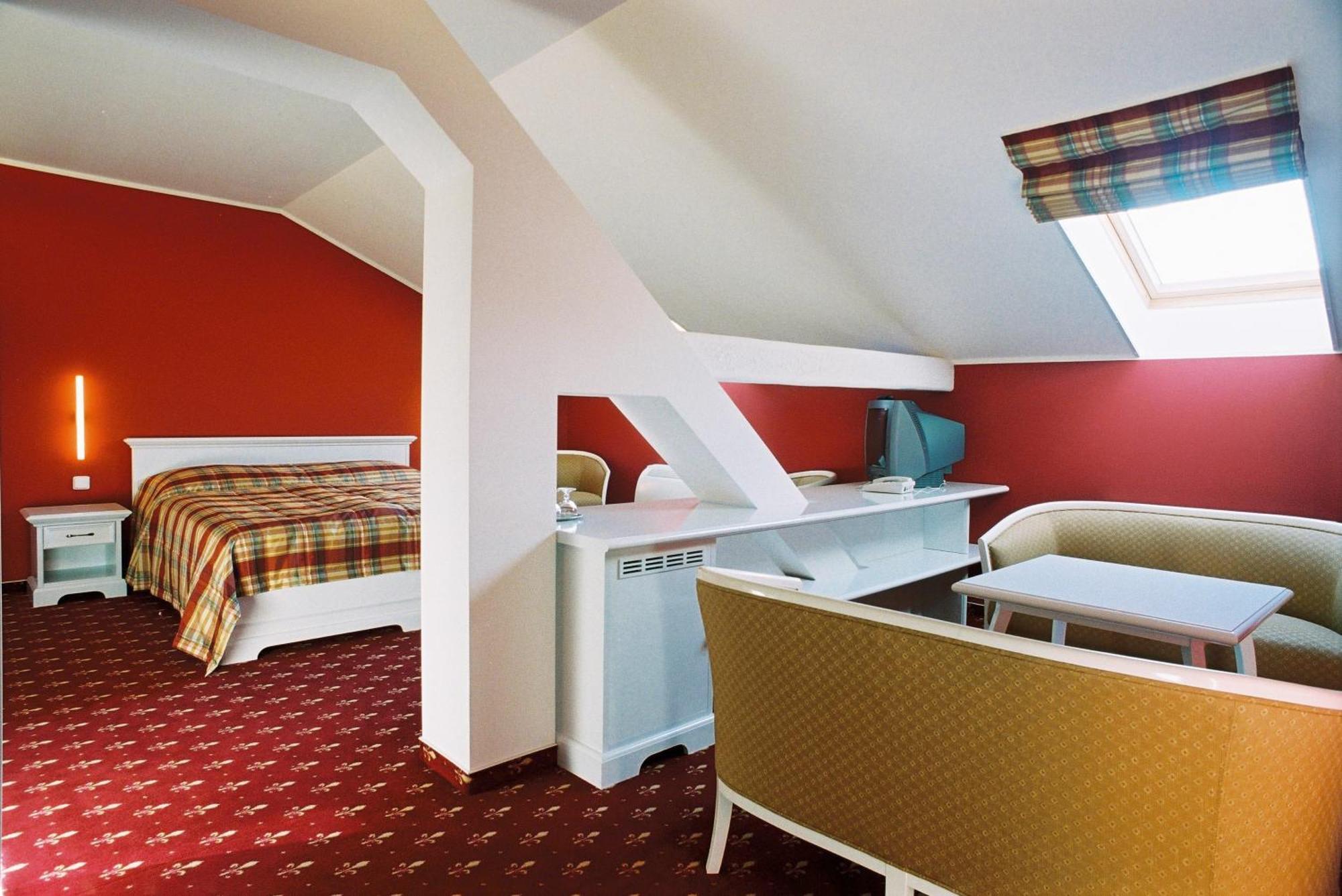 Park Hotel Tartuf Beladice Buitenkant foto