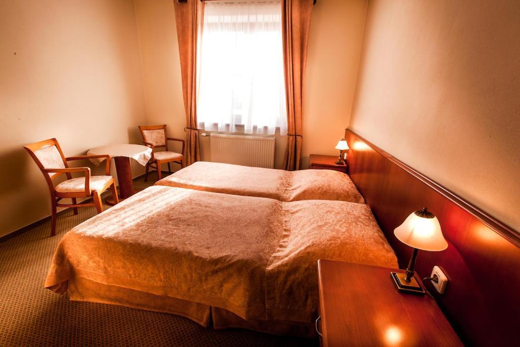 Park Hotel Tartuf Beladice Kamer foto