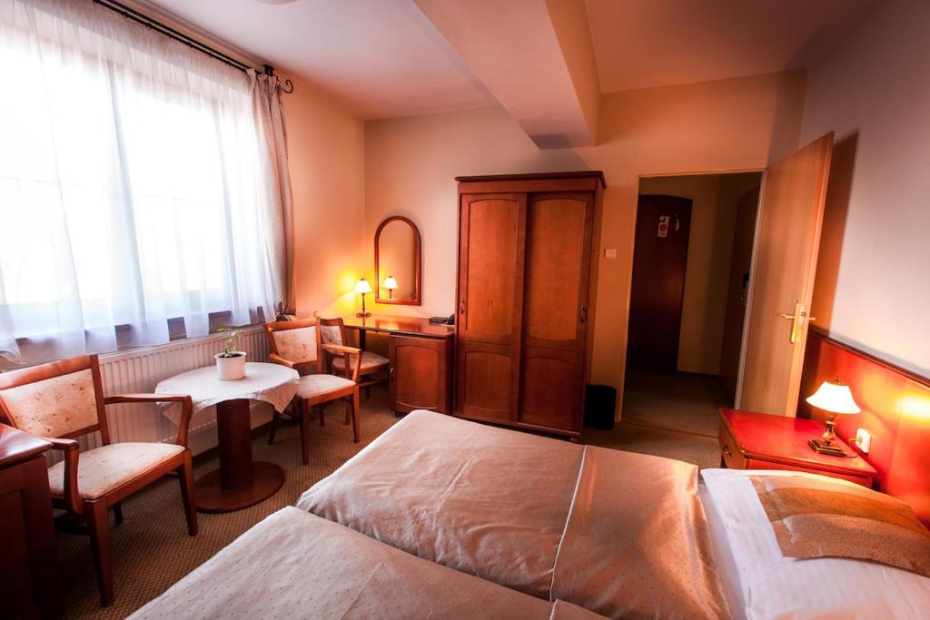 Park Hotel Tartuf Beladice Kamer foto